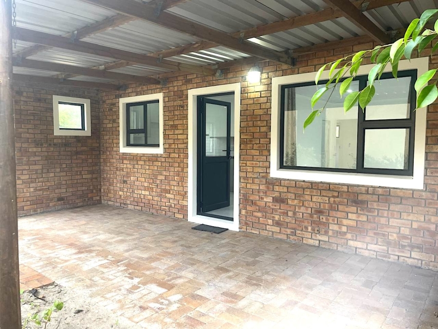 To Let 2 Bedroom Property for Rent in Crofters Valley Western Cape